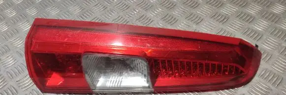 Volvo V70 Rear/tail lights 9154494