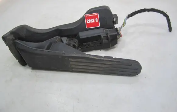 Volkswagen Golf VI Accelerator throttle pedal 1K1721503T 6PV00860050 042409