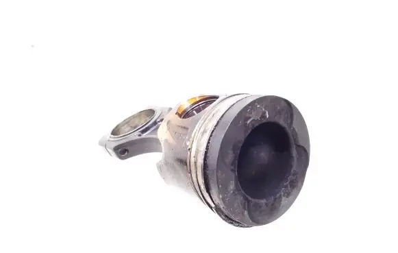 Piston with connecting rod