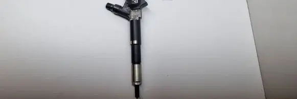 Chevrolet Trax Fuel injector 55567729 02Q14576