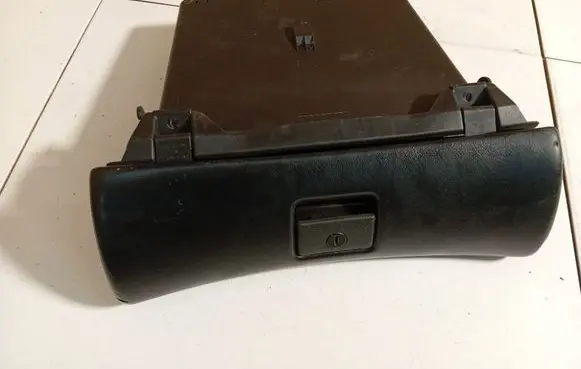 Opel Astra F Glove box 90451110