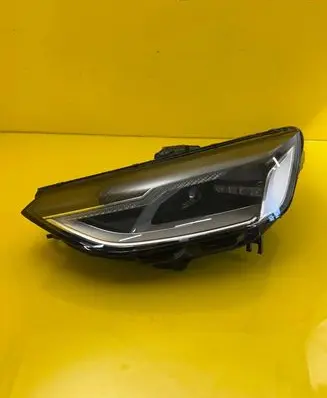 Audi A4 S4 B9 8W Headlight/headlamp 8W0941011
