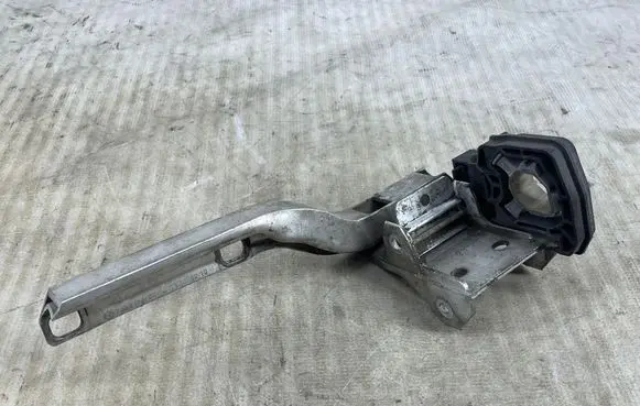 BMW 7 F01 F02 F03 F04 Radiator mount bracket 7583119