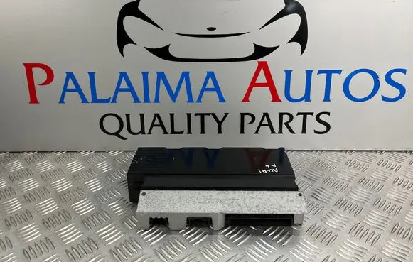 Audi A6 S6 C6 4F Sound amplifier 4F0035223D