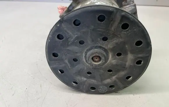 Toyota RAV 4 (XA30) Air conditioning (A/C) compressor (pump) 4472601254