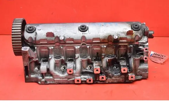 Renault Megane III Engine head F9G01