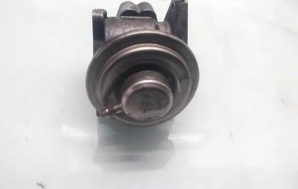 Seat Ibiza III (6L) EGR valve 038129637D