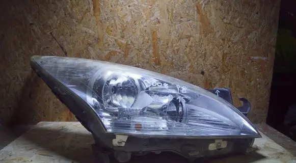 Peugeot 3008 I Headlight/headlamp