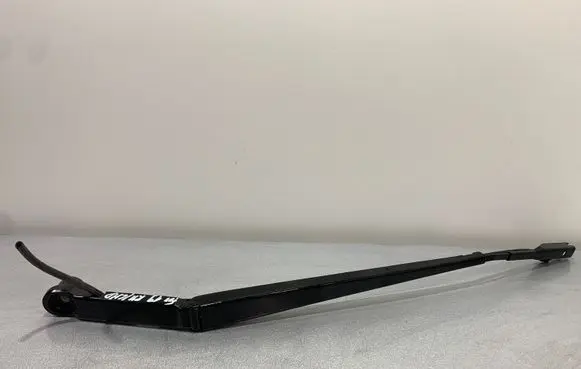 Subaru Forester SK Front wiper blade arm 2729