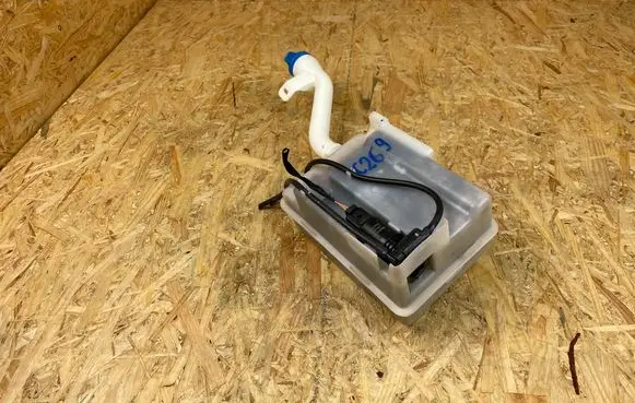 MG MG5 ev Windshield washer fluid reservoir/tank