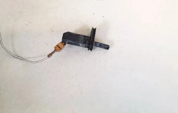 Audi 80 90 B3 Front door sensor coupe 893947561