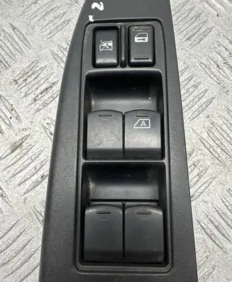 Subaru Outback Electric window control switch 94263aj000