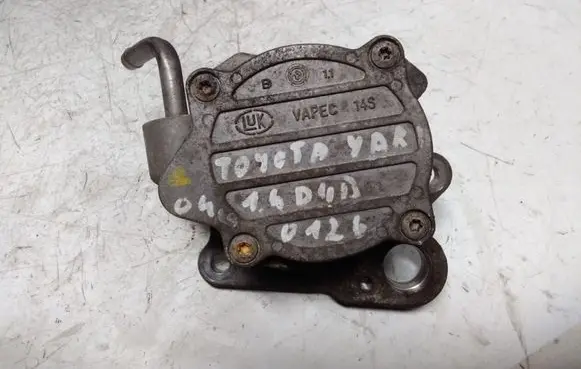 Toyota Yaris Vacuum pump 05040451