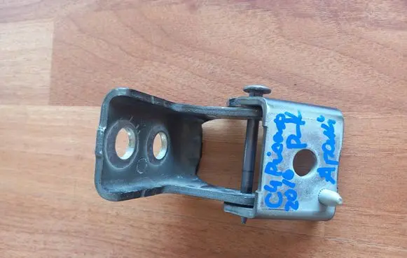 Citroen C4 II Picasso Front door lower hinge 1608322580