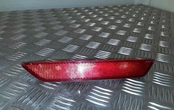 Rear tail light reflector