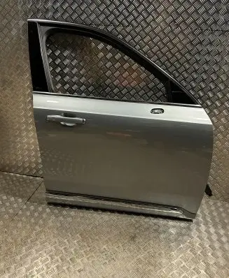 Volvo XC90 Front door