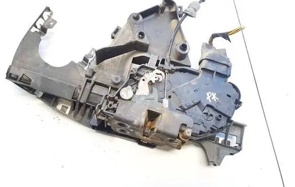 Volvo V50 Front door lock 30753658 3187a
