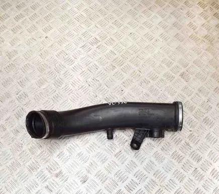 BMW 7 F01 F02 F03 F04 Air intake duct part 7605585