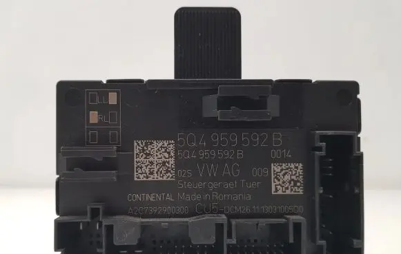 Skoda Octavia Mk3 (5E) Door control unit/module 5Q4959592B