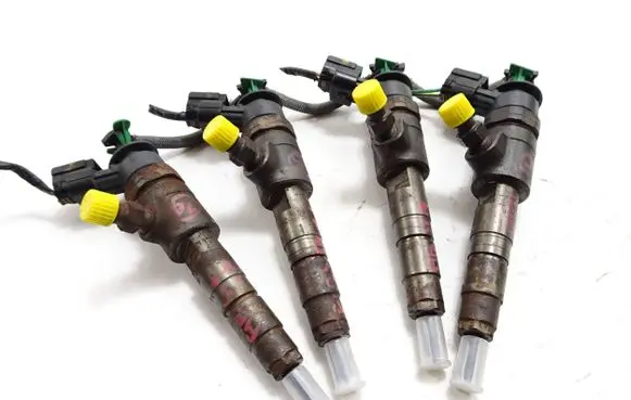 Ford Fiesta Fuel injector 0445110340