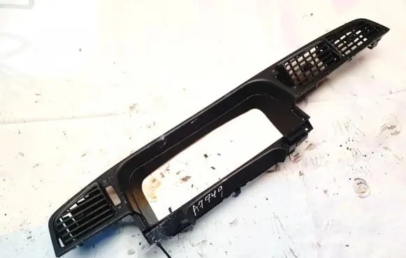 Volkswagen PASSAT B4 Dashboard trim 3a1857053