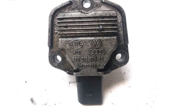 Volkswagen Golf IV Oil level sensor 1J0907660B