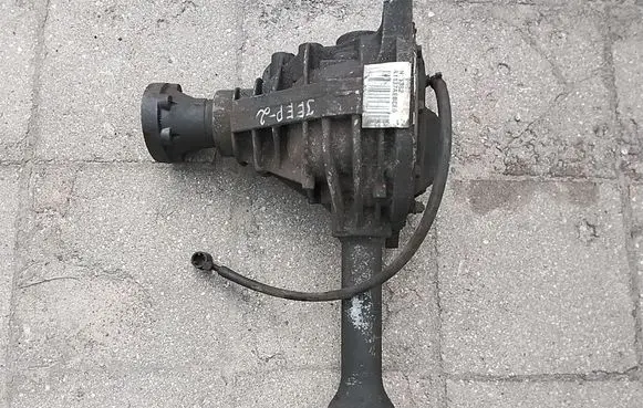 Jeep Cherokee III KJ Front differential 6A1137