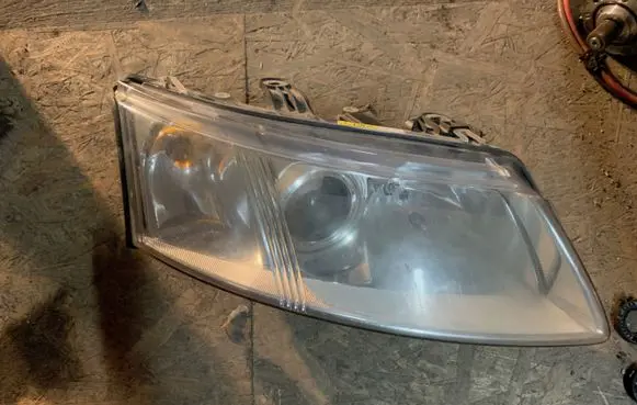 Audi A6 S6 C5 4B Headlight/headlamp