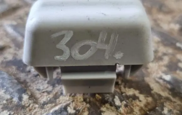 Sun visor clip/hook/bracket