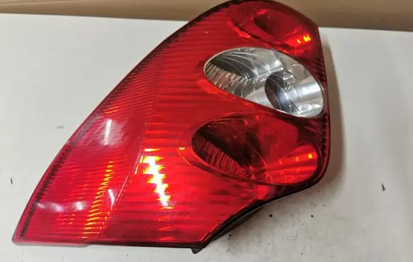 Renault Laguna II Rear/tail lights 8200002472