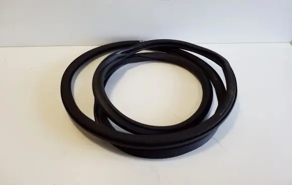 Front door rubber seal