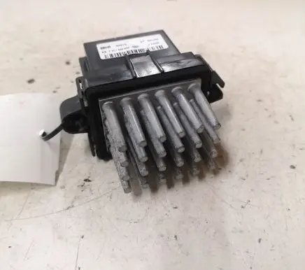 Chrysler Grand Voyager V Heater blower motor/fan resistor F01102428003 K2675 F011500052