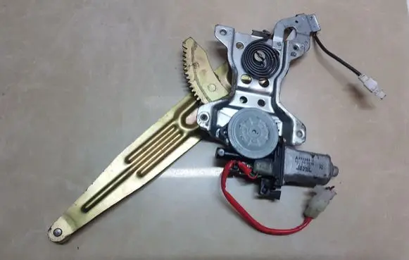 Mitsubishi Pajero Sport I Rear door window regulator motor 2621003230