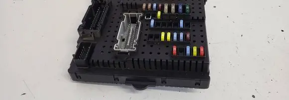 Volvo V70 Fuse module 8688264 12217789 04W401