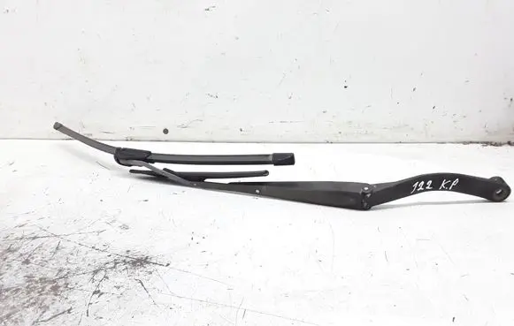 Subaru Legacy Windshield/front glass wiper blade 