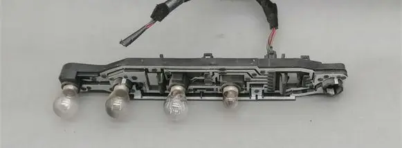 Volkswagen Polo III 6N 6N2 6NF Tail light bulb cover holder 6K0945257