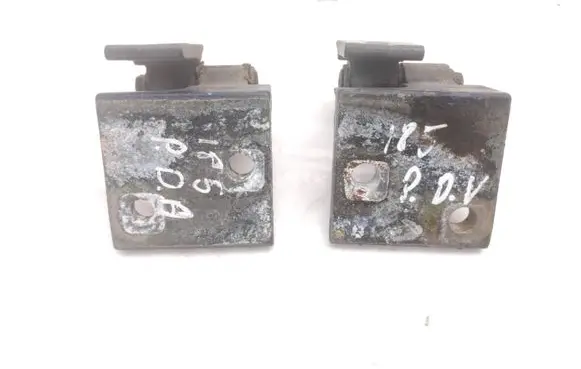 Peugeot 306 Front door hinge set 