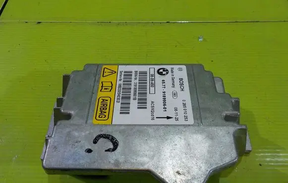 BMW 1 E82 E88 Airbag control unit/module 9189906