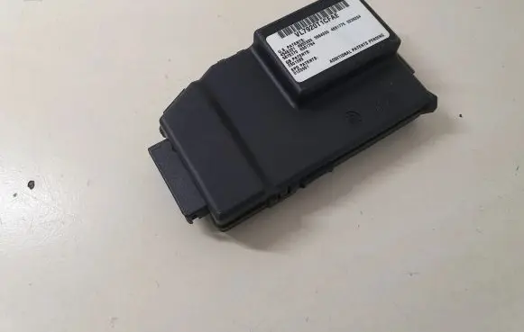 Volkswagen Touareg I Other control units/modules 7L6919879