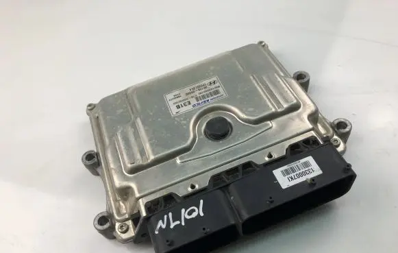 Hyundai Kona I Engine control unit/module ECU 3910804000