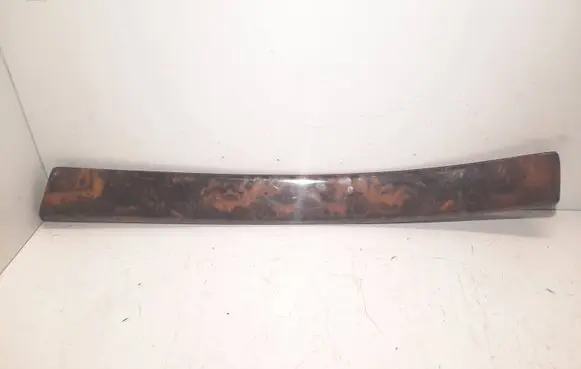 BMW 5 E39 Dashboard glove box trim 8211434