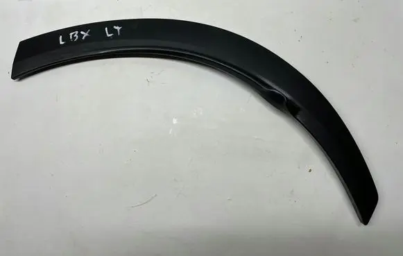 Lexus LBX Fender trim (molding) 
