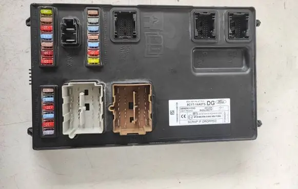 Ford Transit Comfort/convenience module 8C1T14A073 5WK48937P