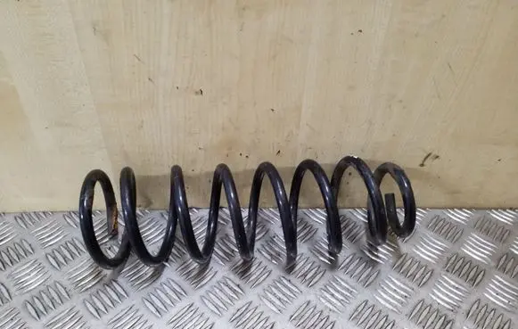 Toyota Corolla Verso E121 Rear coil spring