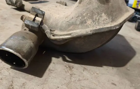 Chrysler 300 - 300C Muffler/silencer 04581856AB