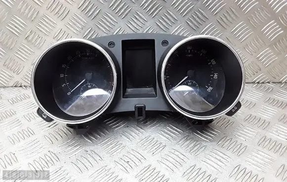 Skoda Yeti (5L) Speedometer (instrument cluster) 5L0920940K