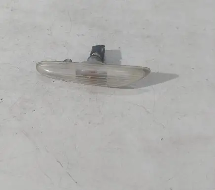 BMW 5 E60 E61 Front fender indicator light 71657413