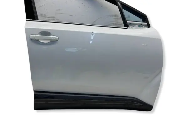 Toyota C-HR I Front door 