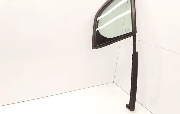 Citroen C3 Front door vent window glass four-door 43R007951 DOT24 M19