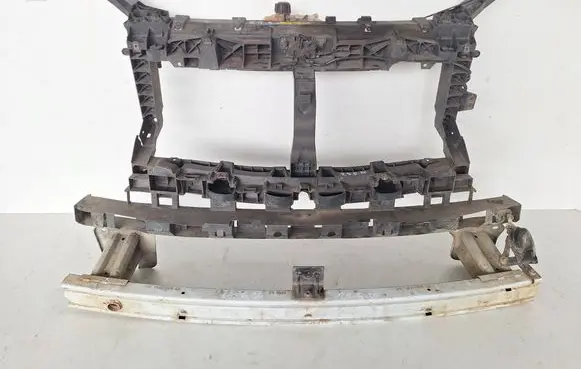 Opel Vivaro Radiator support slam panel 625001299R